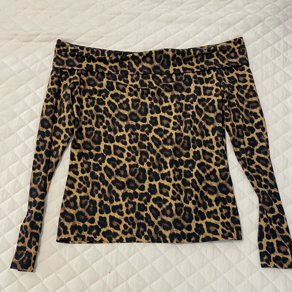 Animal Print Off-Shoulder Top